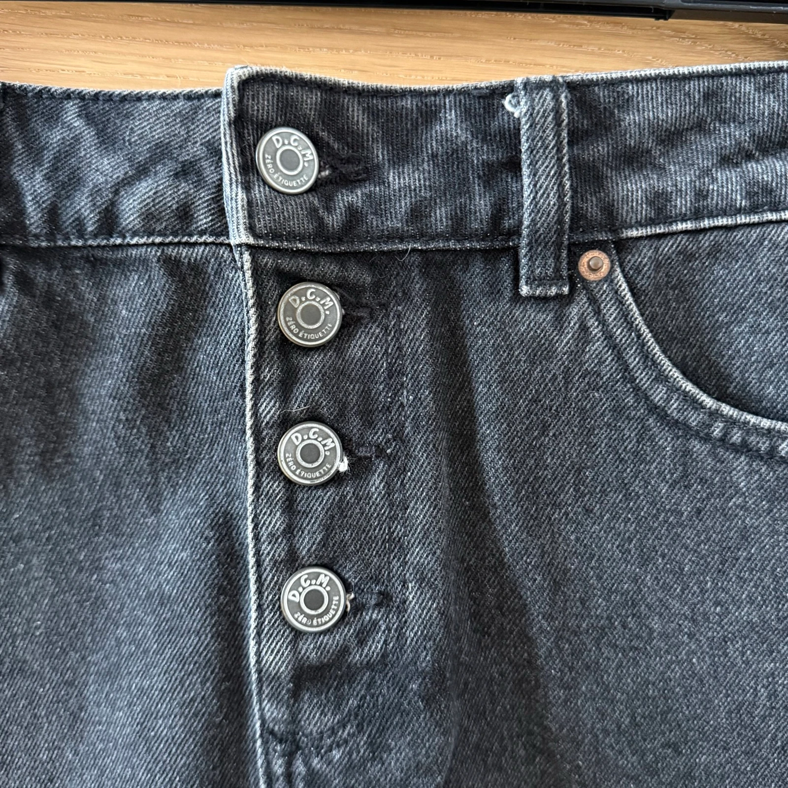 Jupe en Jean Noire T36 – photo 2